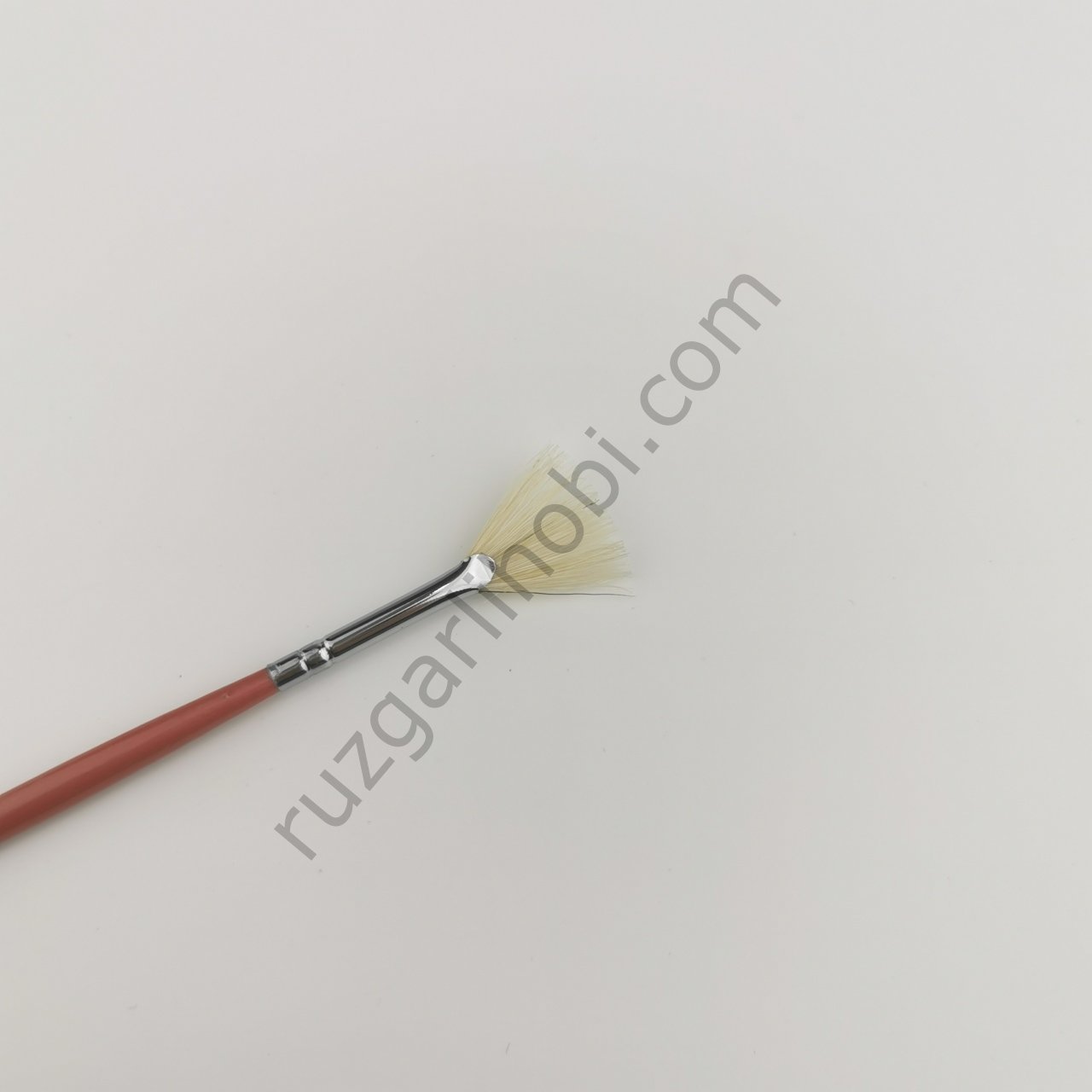 113 Doğal Kıl Uzun Sap Yelpaze Fırça No: 1